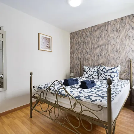 Nido Andrea * San Isidro (Tenerife)