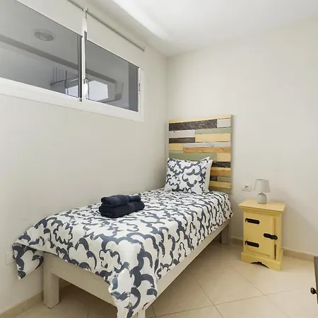 Nido Andrea * San Isidro (Tenerife)